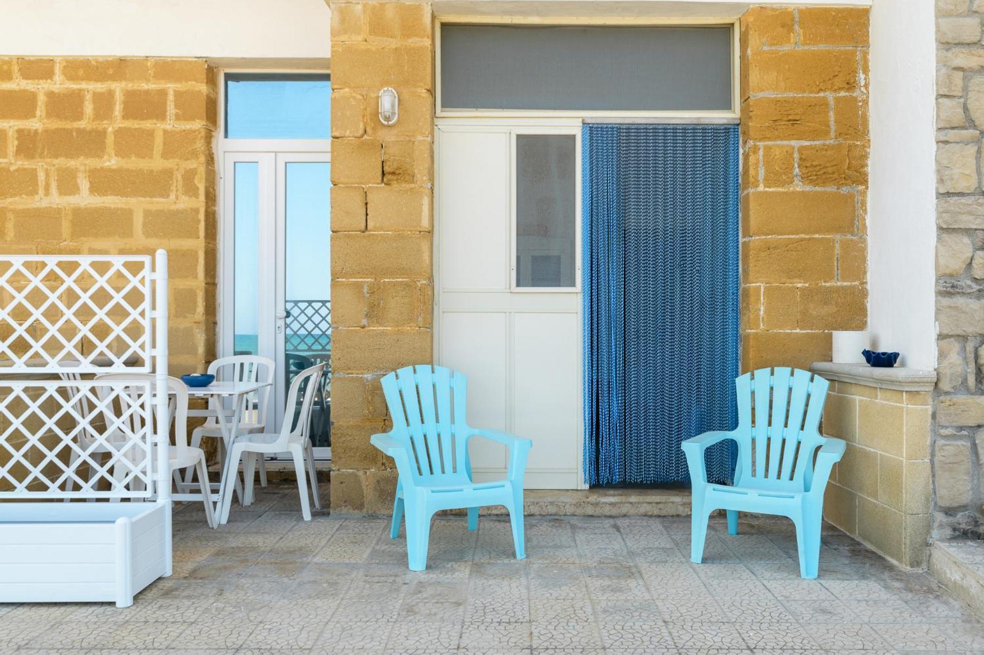 شقة Casa Helios فيلانوفا دي أوستوني المظهر الخارجي الصورة